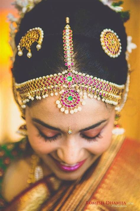 43 pretty matha patti ideas worn by real brides south indian bride jewellery