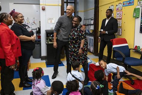 Obama Surprises Chicago South Shore Pre K Class With Ts And A Story