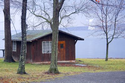 Taughannock falls is located in ulysses, ny taughannock state park also features hiking and nature trails, tent and trailer sites, cabins, picnic areas, beach swimming, fishing, playground areas, a. March | 2007 | ImageGuy