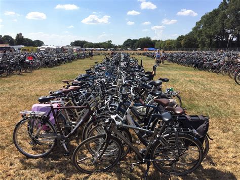 Go watch the pkp special on our youtube channel tonight to see. Fietsenstalling Pukkelpop 2019 - Festistalling