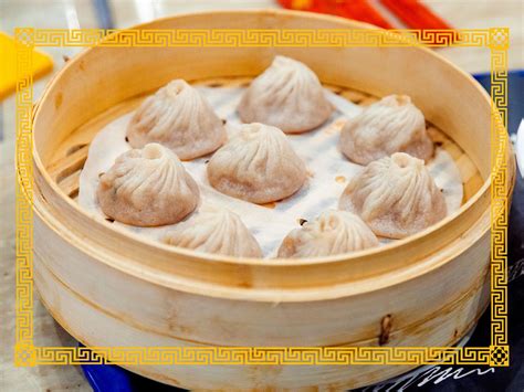 Chicken and dumplings is a home comfort food. 16 Exemplary Chinese Soup Dumplings in NYC | Food ...