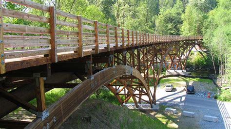 Vehicular Timber Bridges — Western Wood Structures