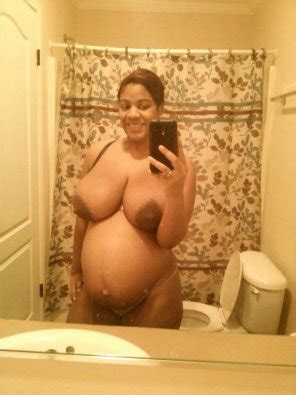 Big Round Breasts Bigger Rounder Belly Porno Foto