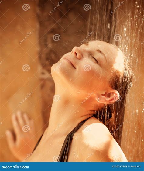 Álbumes 104 Foto School Girls Enjoying My Outdoor Shower El último