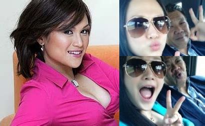 Instagram zizie ezette buat pertama kali datin zizie ezette berkongsigambar anak kembarnya menerusi laman instagram selepas seb. Aksi nakal Zizie Ezette dan Datuk Bung Mokhtar