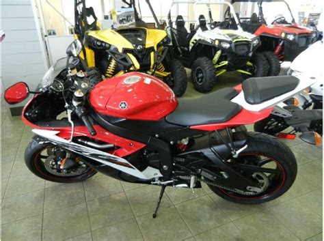 2014 yamaha yzf r6 sbk (like new). 2014 Yamaha YZF-R6 for sale on 2040-motos
