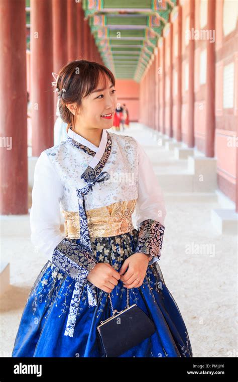 beautiful korean woman dressed hanbok korean traditional dress in gyeongbokgung palace seoul