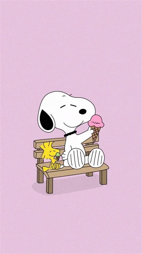 200 Snoopy Wallpapers