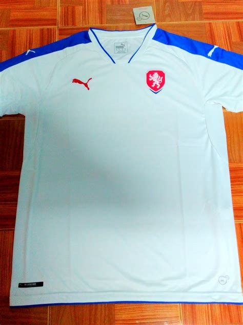 Retro czech republic national team football shirt #11 nedved size xxl. Czech Republic Away football shirt 2016 - 2018.