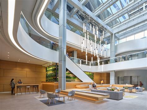Hoffman Construction — Pacwest Center Office Building Lobby Renovation