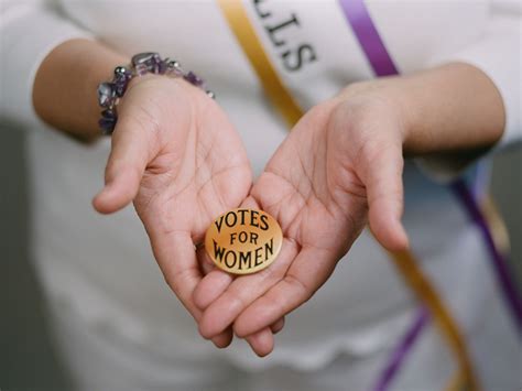 Why Did Suffragists Wear White Symbols Of The Suffrage Movement Explained