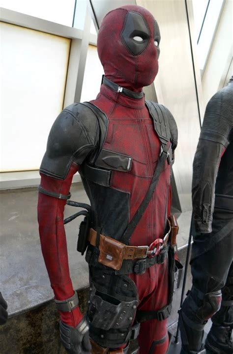 Hollywood Movie Costumes And Props Deadpool 2 Movie Costumes On
