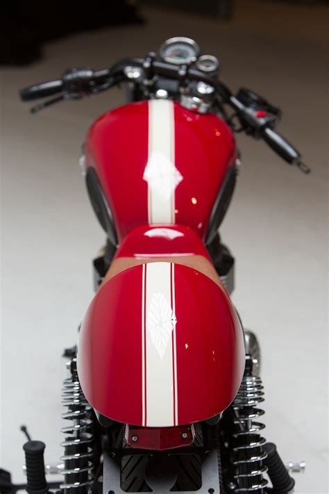 This instructable details the restoration and modification of a 1973 honda cb350 gas tank for use on a 1983 honda cb650sc nighthawk cafe racer conversion. Classics Red and White