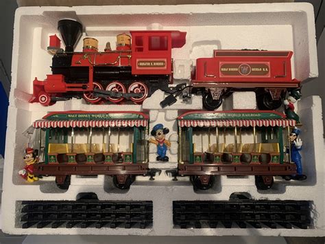 Vintage Disney World 1988 Railroad Train Set 60080 Sound Light Smoke