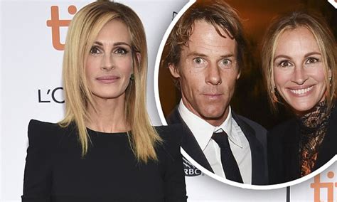 Julia Roberts Calls Husband Danny Moder An Awesome Human Being In