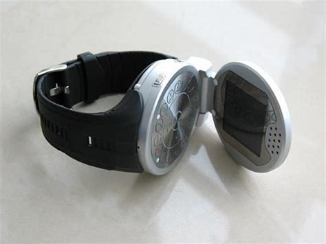 Cool Gadgets The Cool G108 Watch Phone