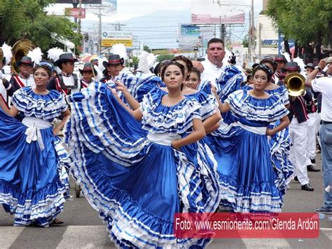 Pin En El Salvador Traditional Dress