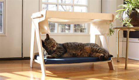 Wooden Shipping Pallet Turned Diy Cat Bed Hauspanther