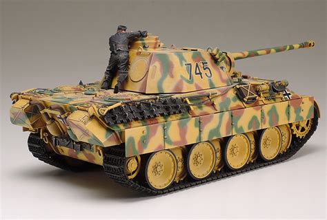 Tamiya 135 German Tank Panther Ausfd Plastic Model Kit 35345