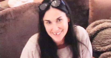 Demi Moore Reveals Shes Missing Her Two Front Teeth Demi Moore