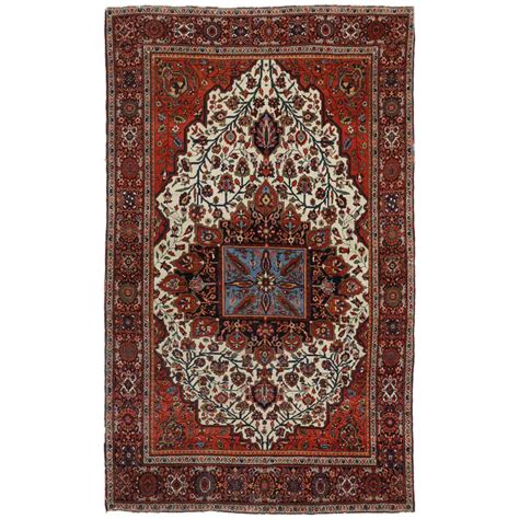 Antique Persian Farahan Gallery Rug With Modern Traditional Style For