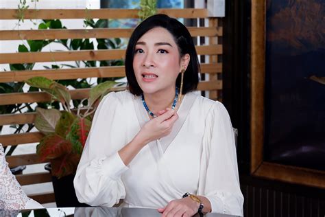 แถลงอาการป่วย โรเบิร์ต สายควัน ไม่พบมะเร็งปอดแล้ว แต่พบเชื้อวัณโรคแทน โพสต์เมื่อ 18 กันยายน 2563 เวลา 20:10:26 6,109 อ่าน อิมอิม เฟี้ยว์ฟ้าว ถูกหวย แต่ไม่ใช้เงินสักบาท ย้อนเล่าคำ ...