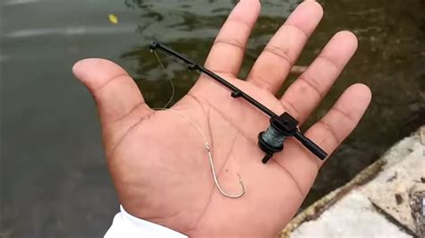 Worlds Smallest Fishing Rod Catches Fish In Ocean Youtube