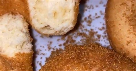 Jun 19, 2021 · langkah pertama dalam membuat donat adalah mengembangkan ragi terlebih dahulu. Cara Membuat Donat Gula Merah : Resep Donat Gula Merah Dari Chef Niang Islami Yummy App - Donat ...