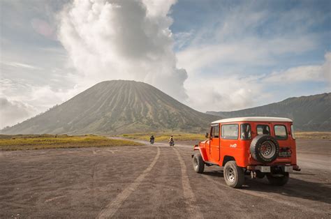 mount bromo private midnight tour from surabaya malang tourist journey