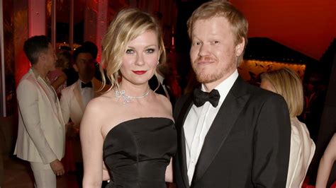 He is the son of lisa beth and jim bob plemons. Kirsten Dunst Just Dished on How Her Fiancé, Jesse Plemons ...