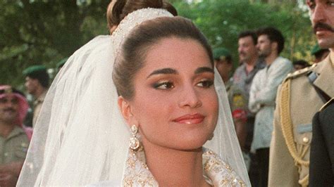Queen Rania Is A Golden Goddess In Rarely Seen Second Wedding Dress