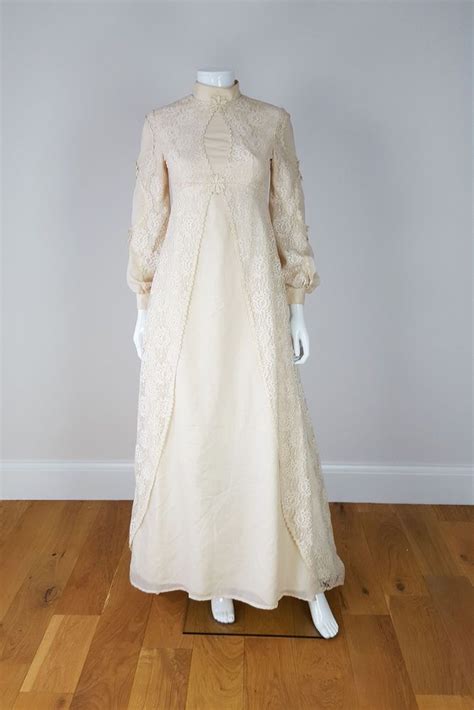 Antique Edwardian Style Cream Wedding Dress With Lace Train And Long