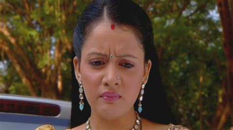 Sapna Babul Ka Bidaai Watch Episode 28 Vasundhara Knows Sakshis Secret On Disney Hotstar