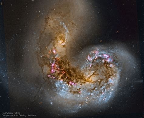 Also called arp 12, it's about 62,000 light years across, smaller than the milky way by a fair margin. Galaxia Espiral Barrada 2608 : La galaxia espiral barrada ...