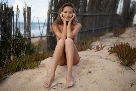 Katya Clover Naked On The Sand 46 Photos The Fappening