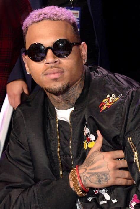 10 of the coolest chris brown hairstyles to try cool men s hair