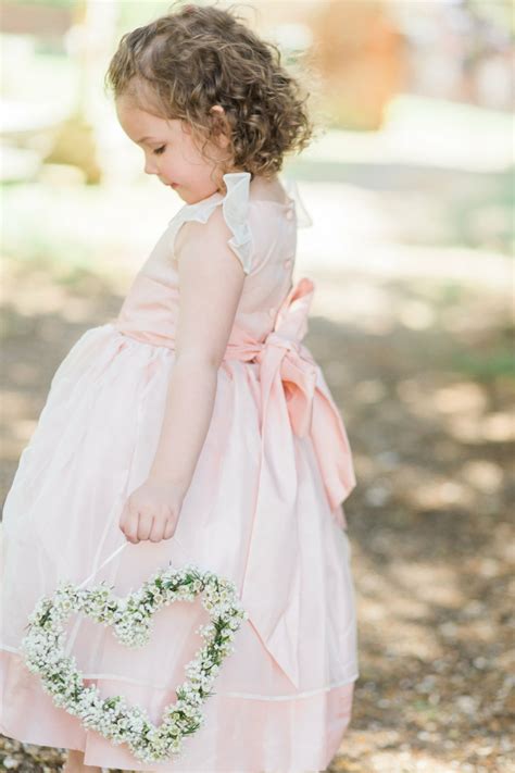 Pour les grandes occasions, les vêtements de cérémonie font des petites filles les reines de la journée. 1001 + idées pour la robe petite fille d'honneur pour ...