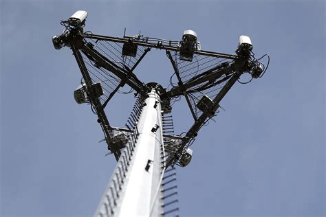 AT&T's network is having problems: What you should know while