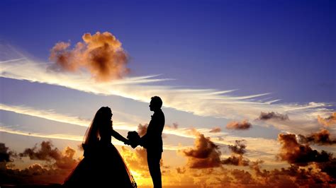 2560x1440 Maldives Sunset Married Couple 1440p Resolution Hd 4k