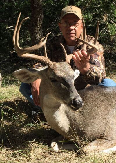 Texas Management Deer Hunt Texas Cull Hunts — Lazy Ck Ranch