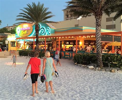 Beach Bars In Clearwater Beach Happy Hours Specials Sports