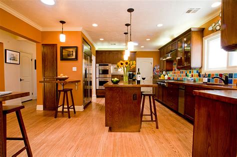 10 Beautiful Kitchens with Orange Walls