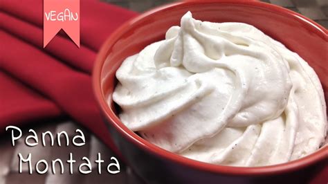La panna montata è una delle preparazioni più utilizzate in pasticceria, fondamentale per la farcitura di torte o dolcetti di vario tipo, per non parlare della sua incredibile importanza nella decorazione della classiche torte della pasticceria italiana. Panna montata vegan (Panna di cocco) - YouTube