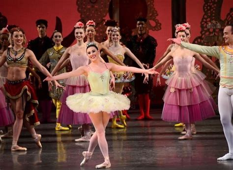 Prima Ballerina Tiler Peck S Guide To Having A Fancy Night At The Ballet From Home