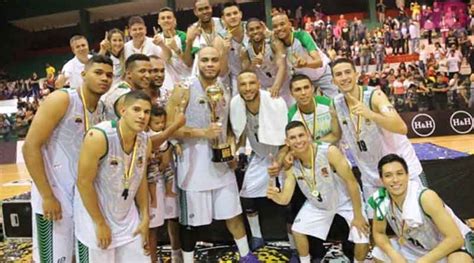 Colo colo alcanza las 10 unidades en el campeonato nacional y espera al resultado de la u católica para. Meta Ganó Campeonato Nacional de Baloncesto - DecibelesFm
