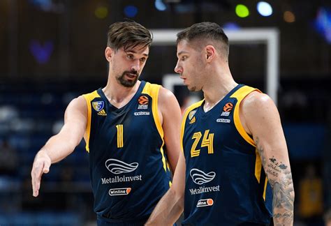 Видео konstantinos mitoglou with 29 points vs. Real Madrid - Khimki, the clash of Euroleague's last round ...