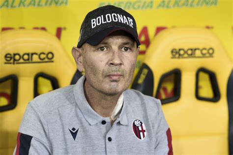 Мићуновић) ist der familienname folgender personen: Sinisa Mihajlovic, in panchina per Bologna - Lazio ...