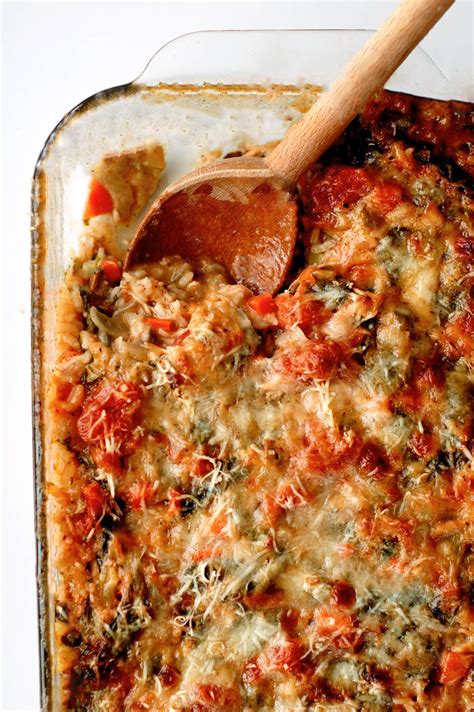 .chicken dishes with pasta, pasta with chicken and cream sauce, italian chicken crockpot, italian dishes with tomatoes, easy chicken recipes, slow place cubed chicken in slow cooker and sprinkle with water and dry italian salad dressing. Italian Spinach and Chicken Casserole - Live Simply