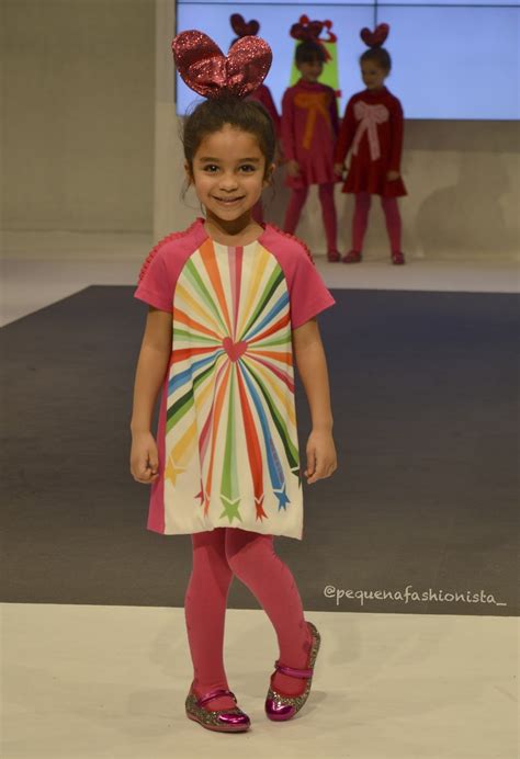 Pequeña Fashionista Desfile Agatha Ruiz De La Prada En La Fimi Kids