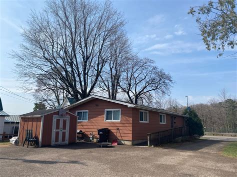 Dumpster rental dogs offers debris and junk removal solutions for homeowners and contractors in milwaukee, wi. 814 Broadway Street N, Menomonie, WI 54751 | MLS: 5712017 ...